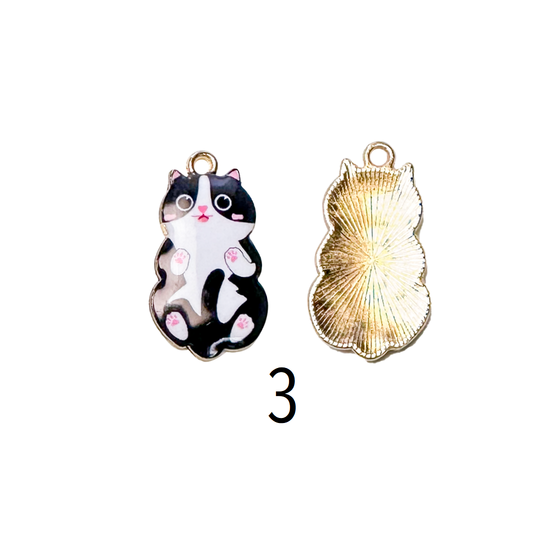 Cat Charm 13mm × 22mm