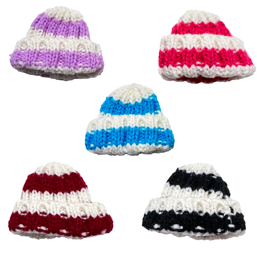 Striped Knit Cap Charm 42mm × 33mm